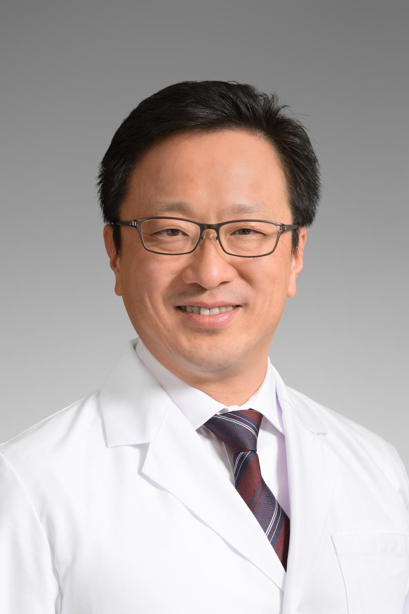 金﨑先生お写真