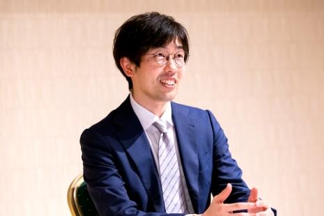 Specialist Interview第3回