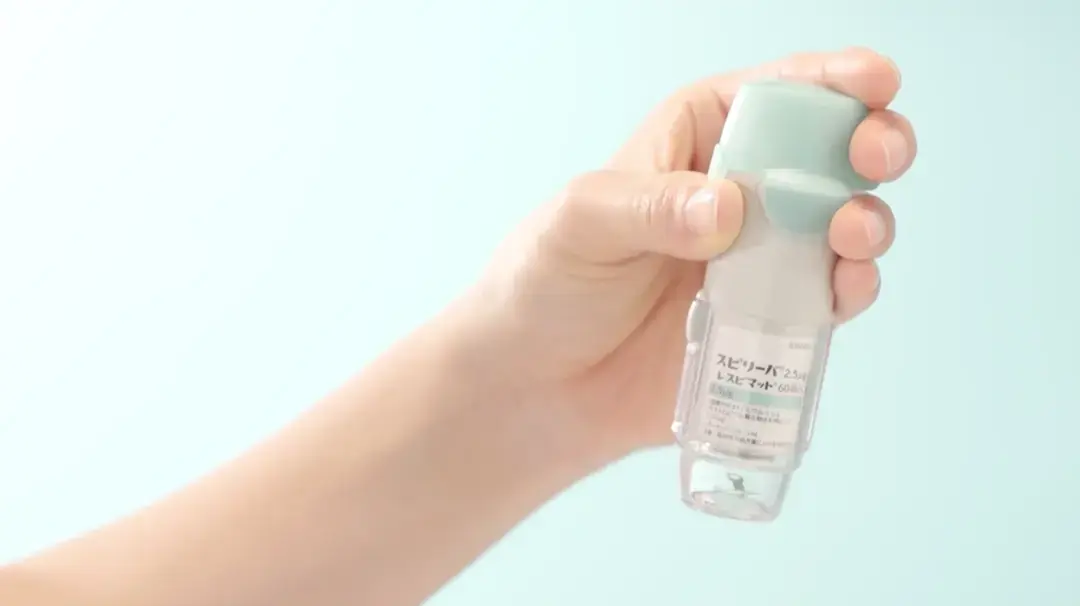 【レスピマット®使用時】Q5.透明ケースが硬くて回しにくいのですが、どうしたらよいですか